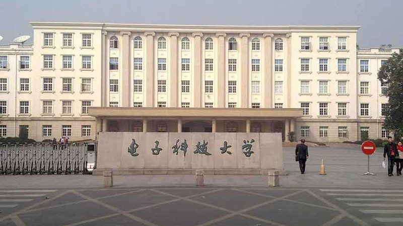 外观设计：电子产品如何选择合适的风格与材料**