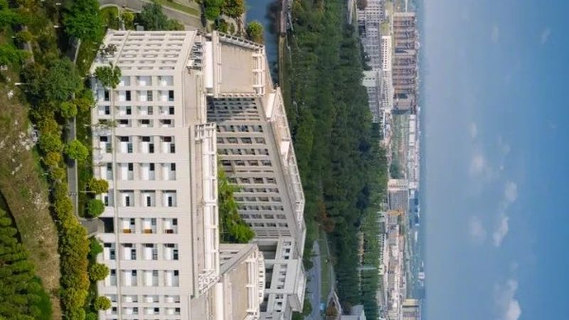 上海SMT贴片代工：揭秘关键注意事项